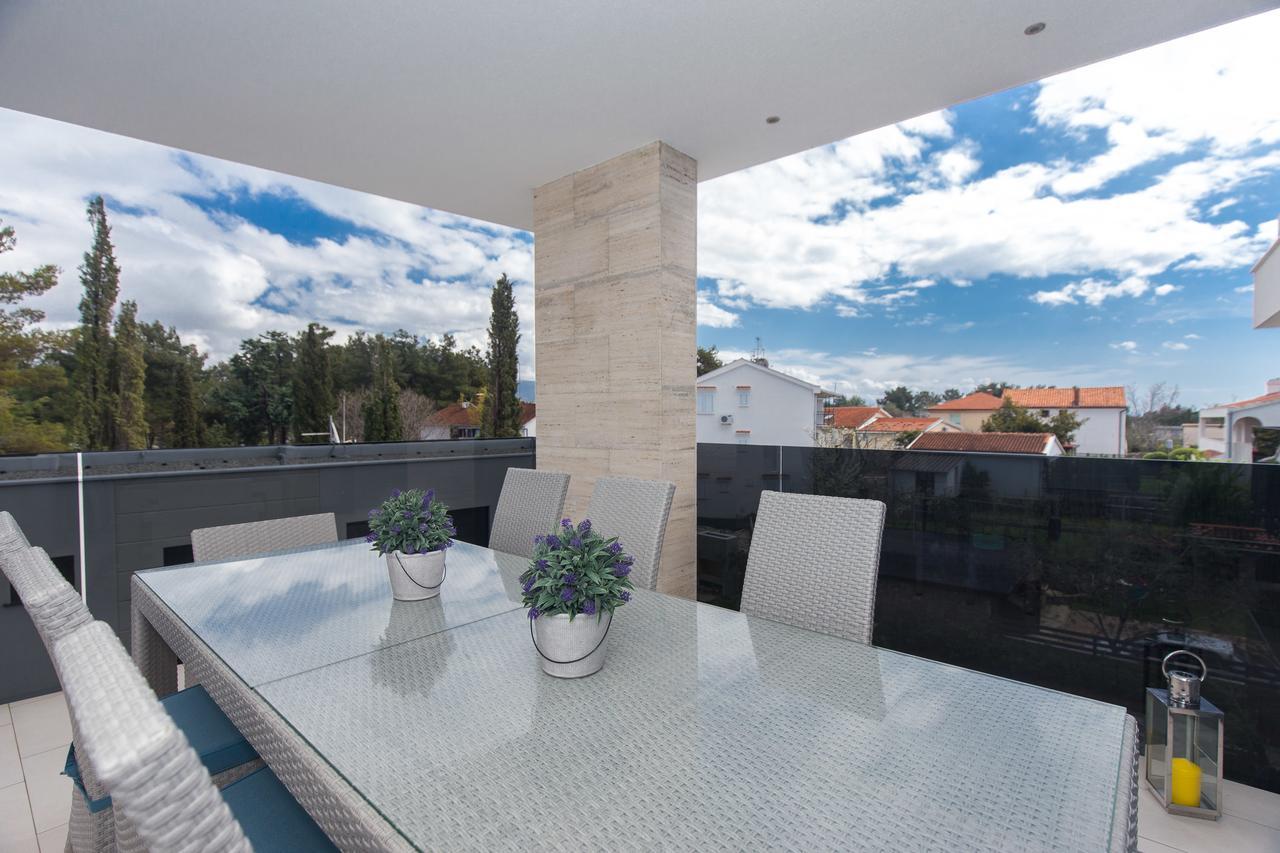 Orfeo Apartment คิร์ก ภายนอก รูปภาพ