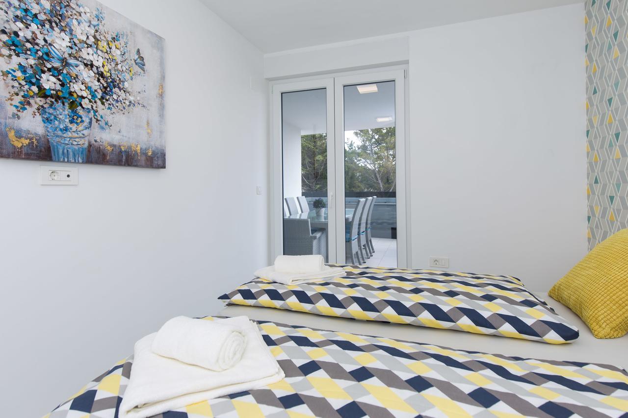 Orfeo Apartment คิร์ก ภายนอก รูปภาพ