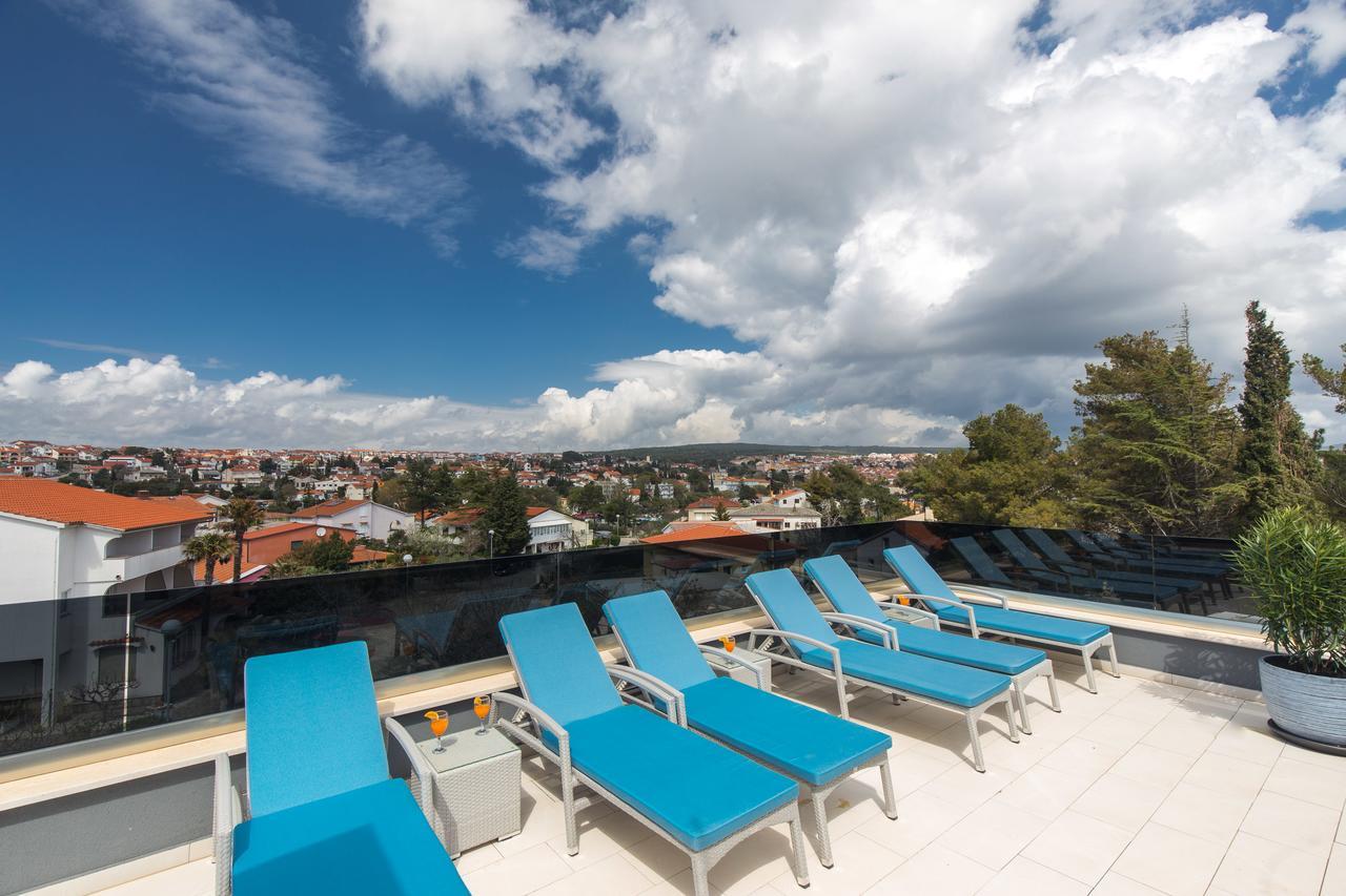 Orfeo Apartment คิร์ก ภายนอก รูปภาพ